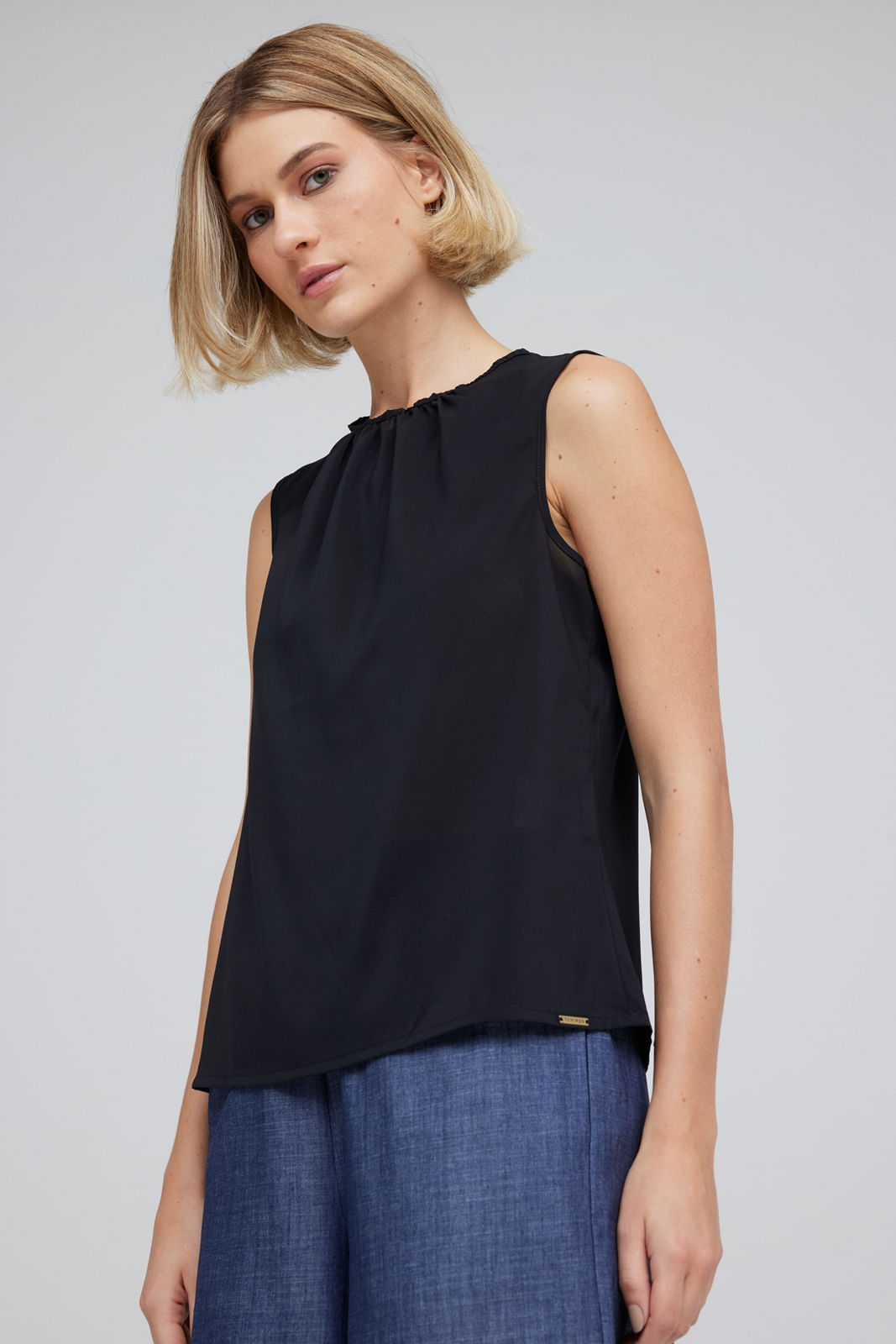 BLUSA REGATA TRAYMON DECOTE REDONDO