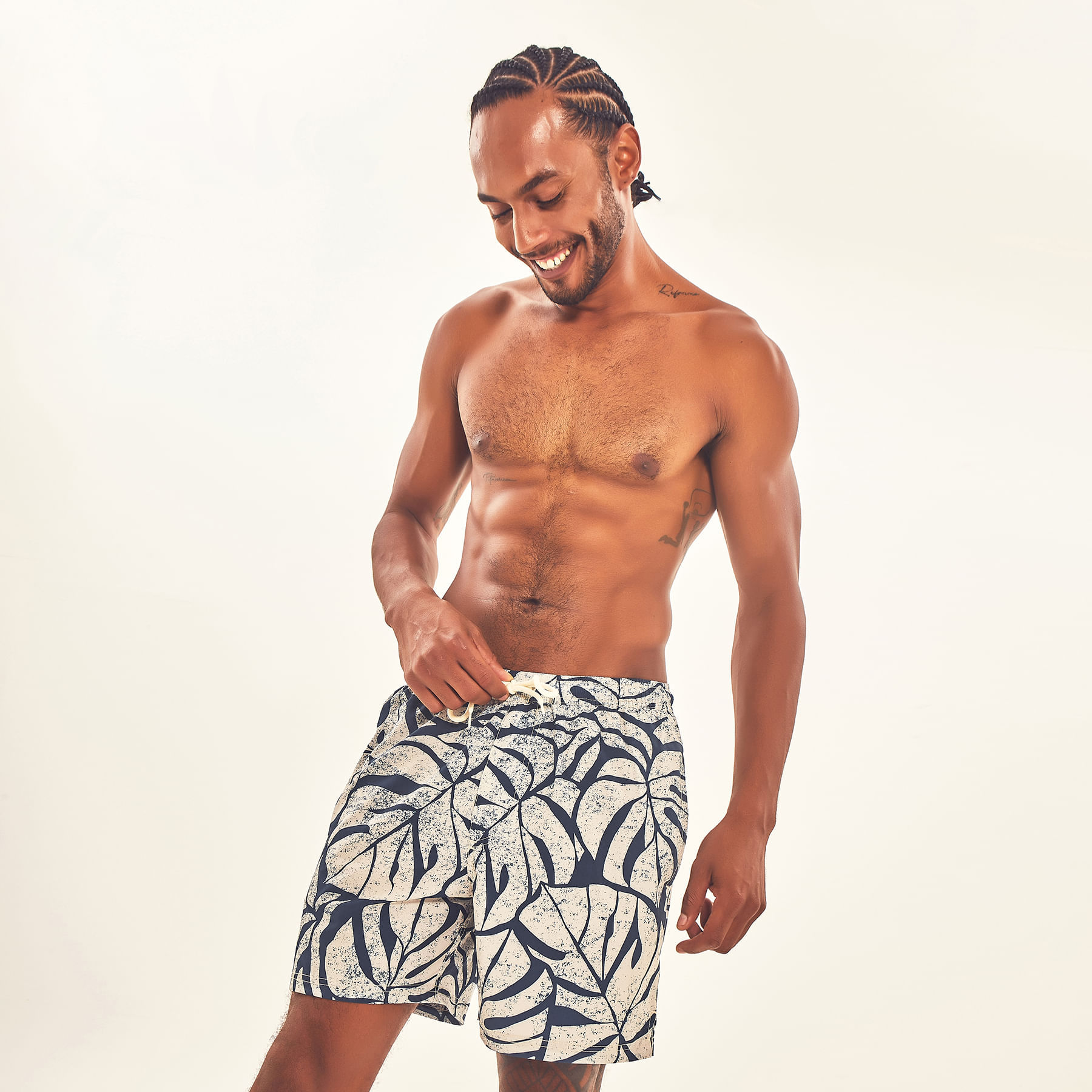 Shorts Acqua Masculino UV Com Proteção Solar Estampa Costela Off White