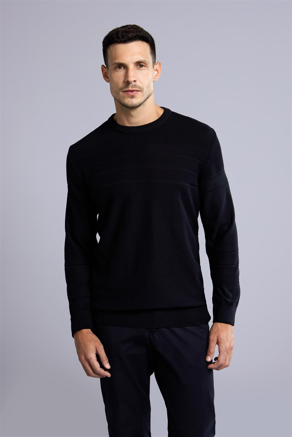 Tricot Gola Careca - Preto