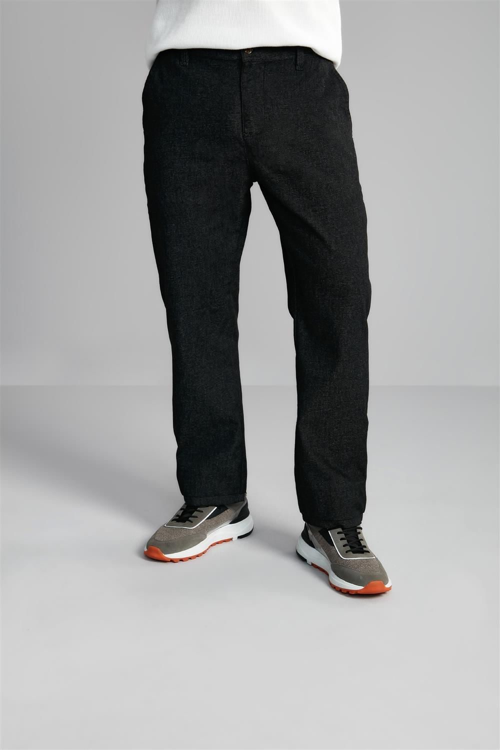 Calça Comfort Chino - Preto