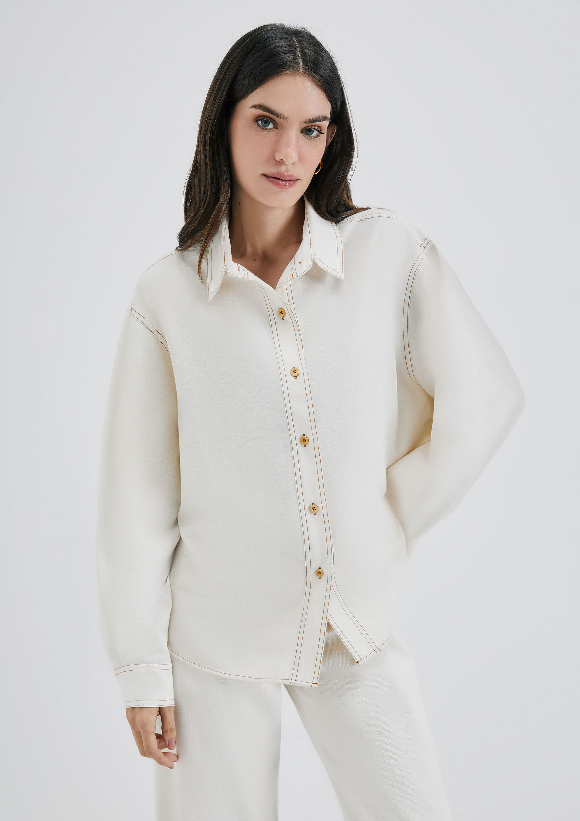 Camisa Feminina Manga Longa Em Sarja