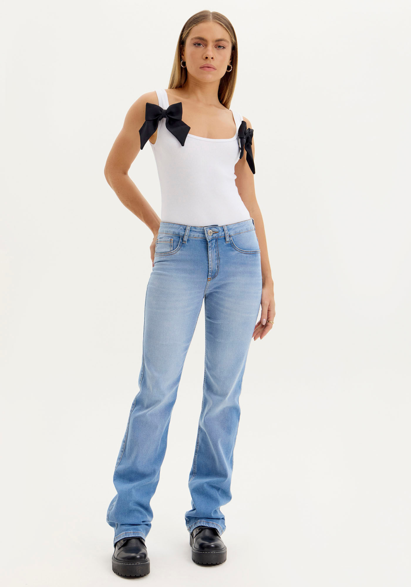 Calça Flare Jeans