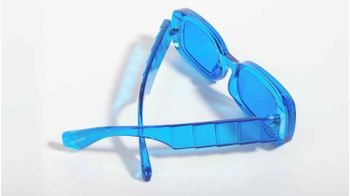Óculos de Sol Retangular Vougelas Azul