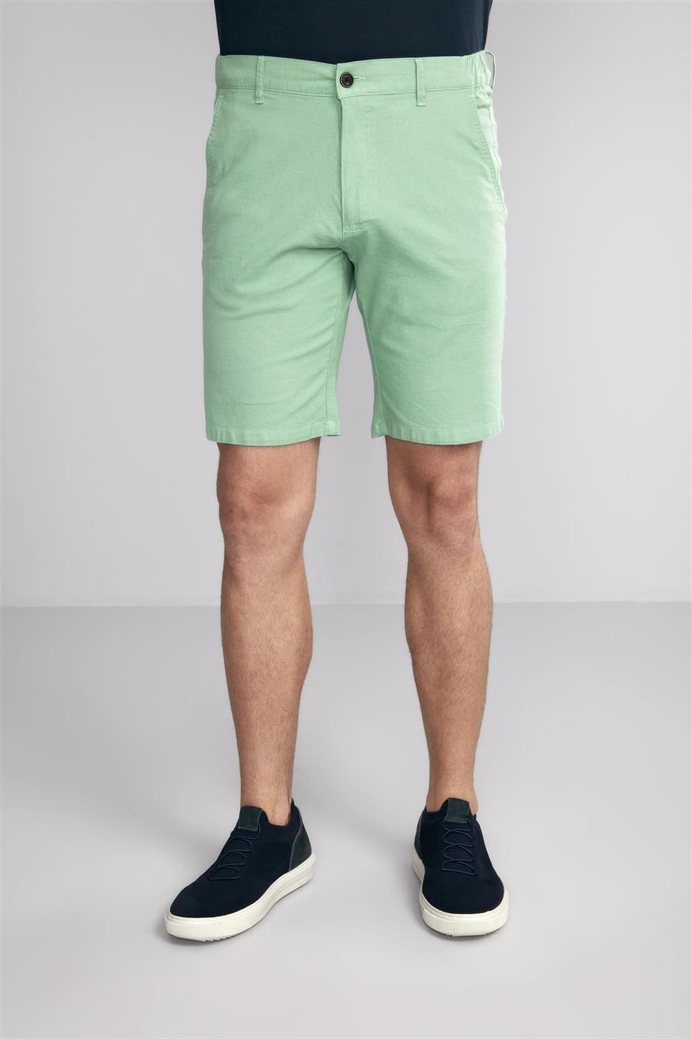 Bermuda de Linho Classic Fit - Verde Claro