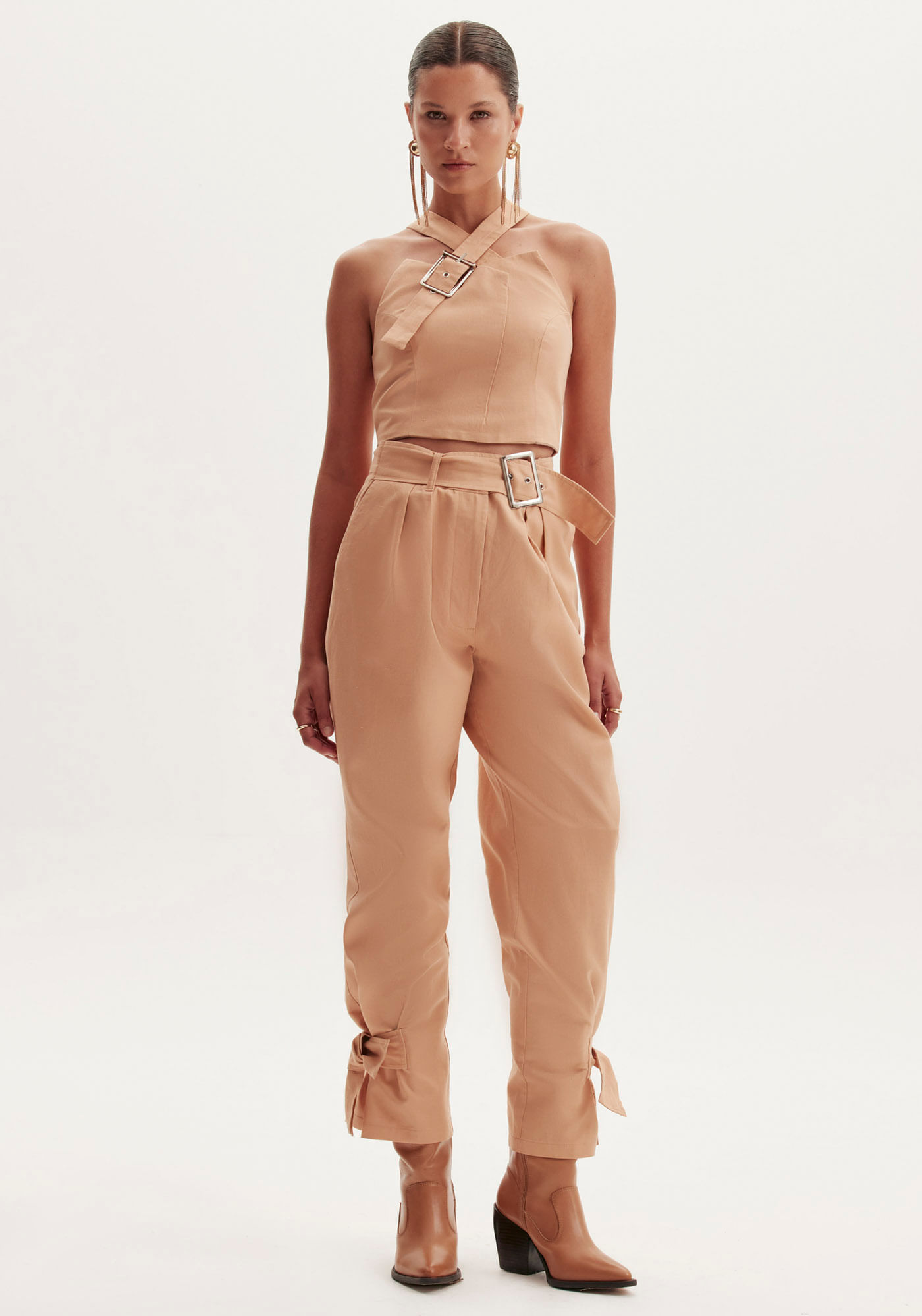 Calça Com Amarração