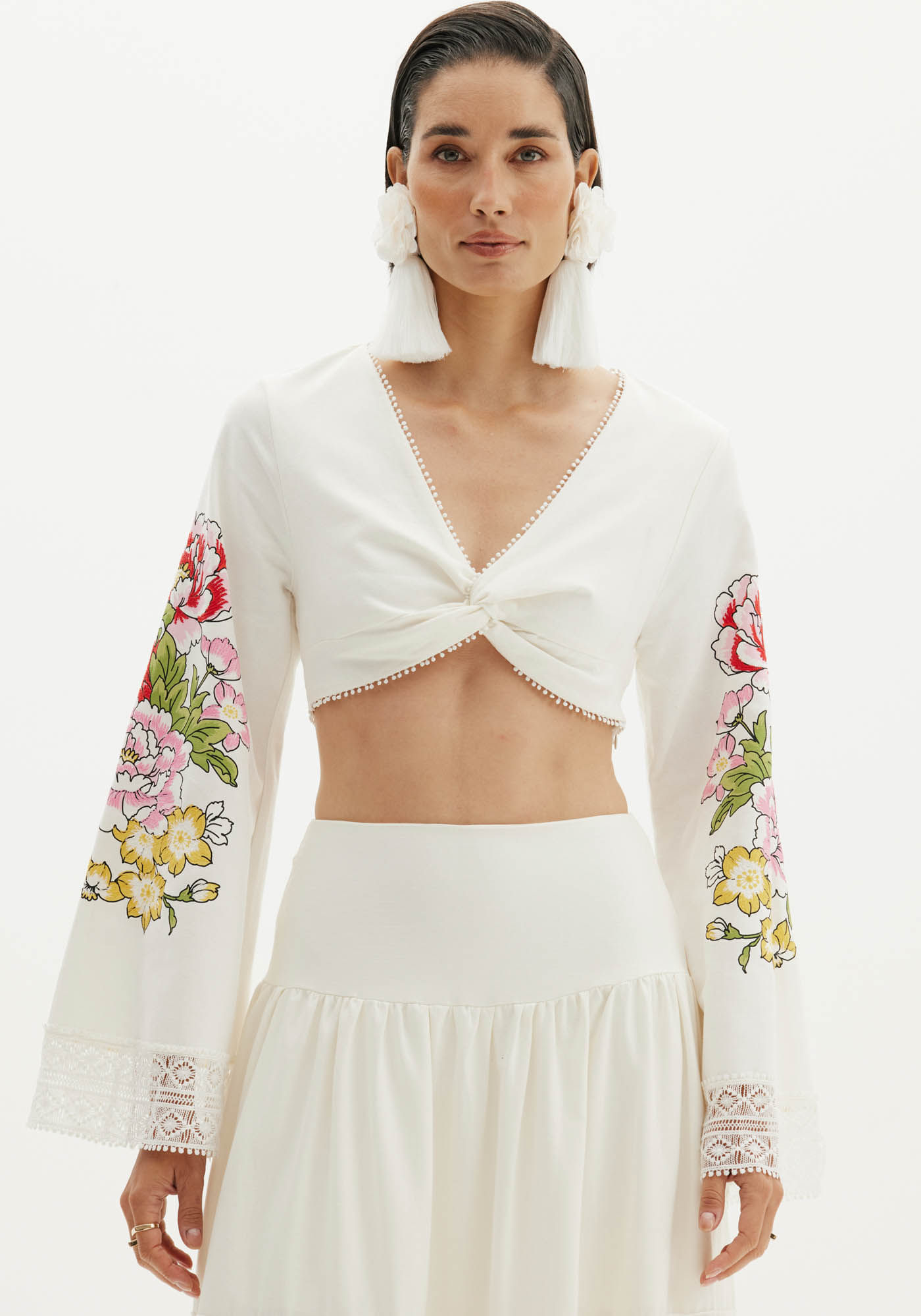 Blusa Com Torção Manga Evasê Branco