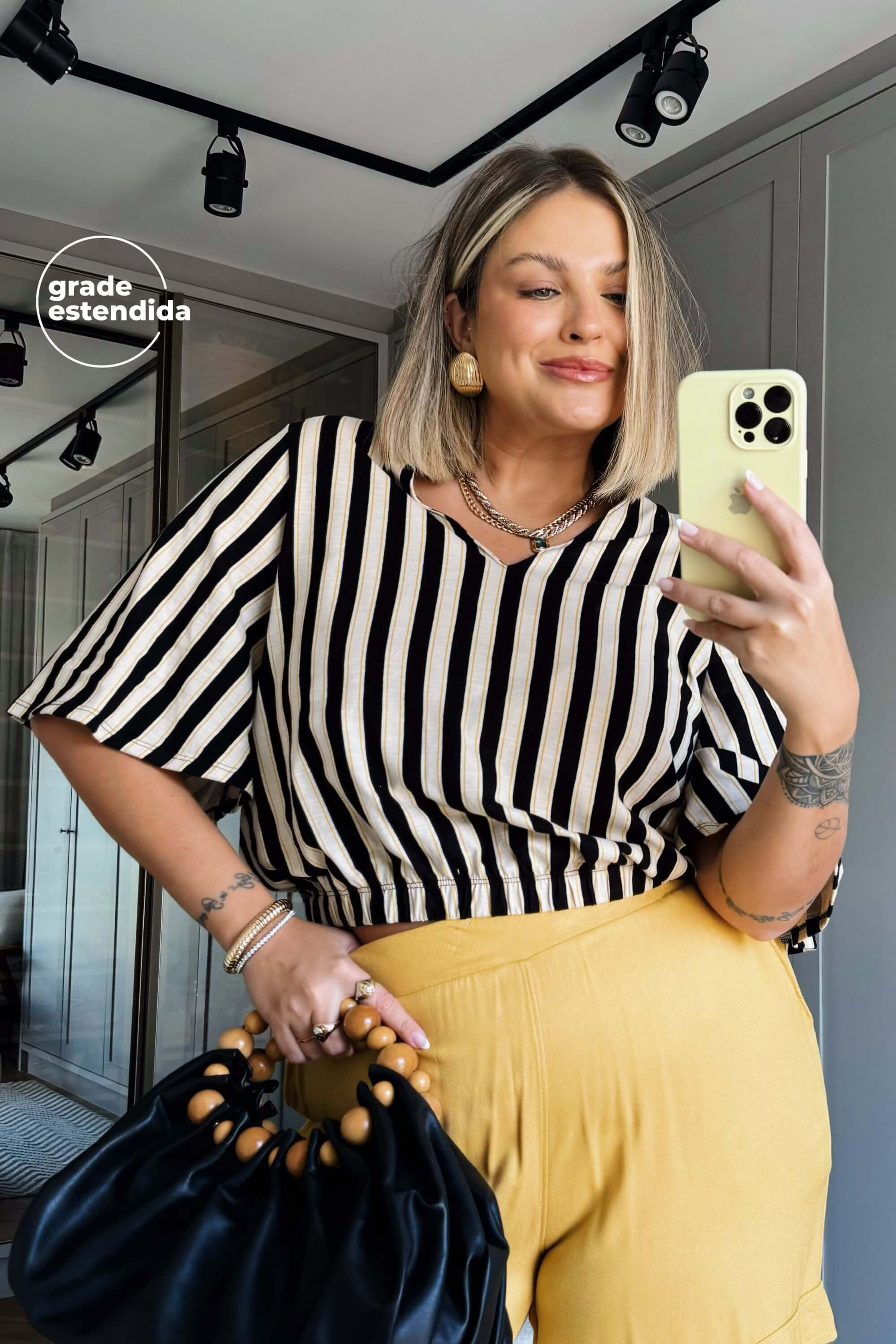 Blusa feminina Flamê Listrada Marialícia Preto