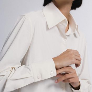 Camisa FutureForm Feminino GG / Off-white