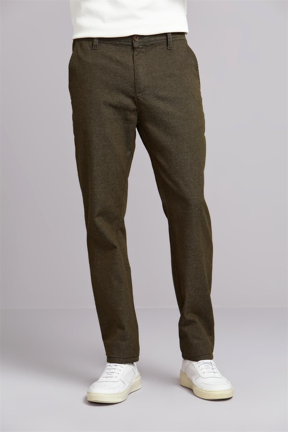 Calça Comfort Chino - Bege Fendi