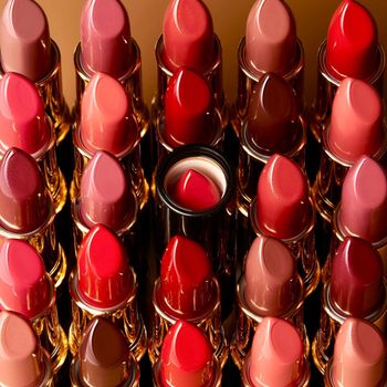 Revlon Super Lustrous Lipstick Kiss me Coral 750 - Batom 4,2g