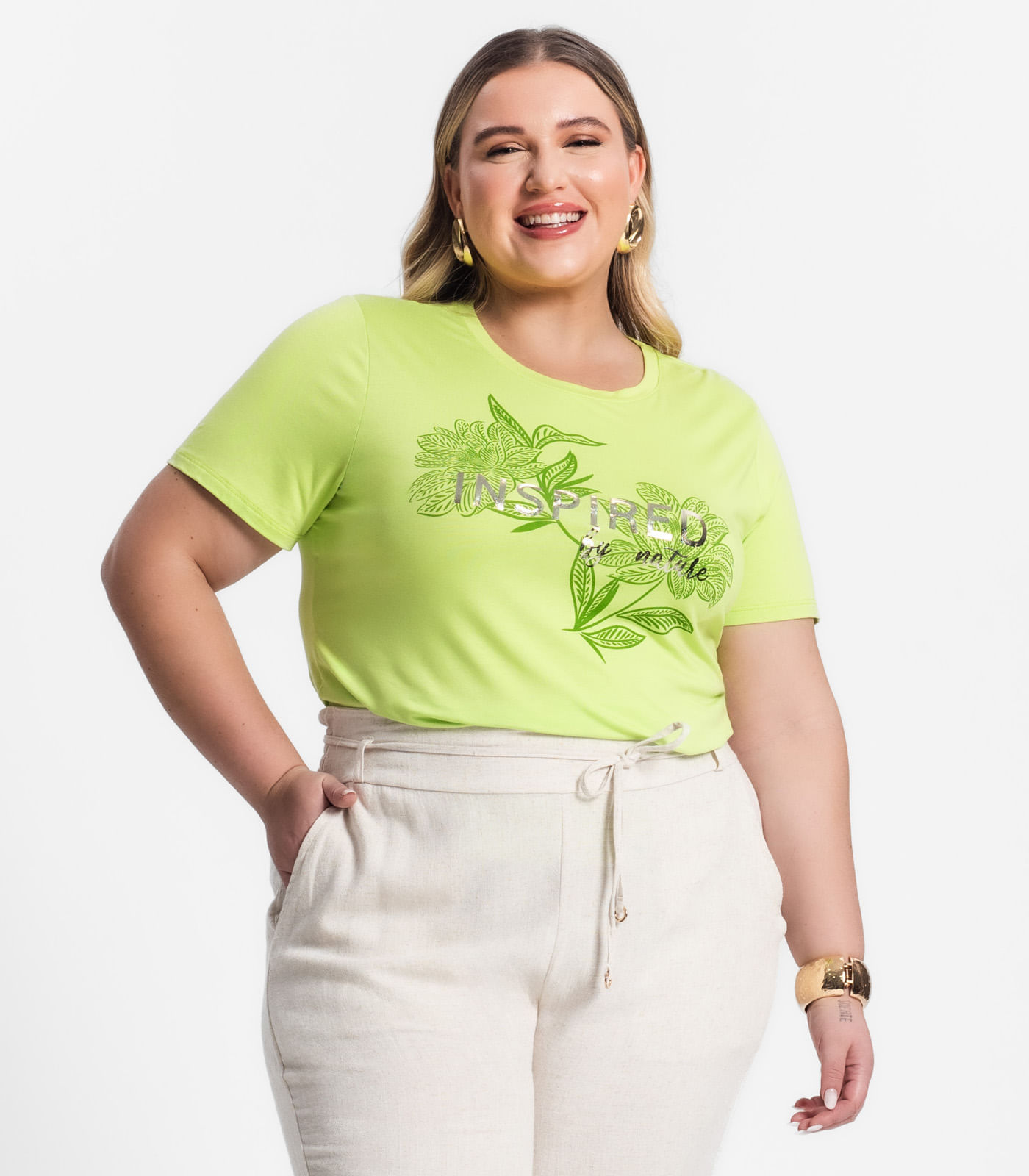 Camiseta Plus Size Feminina Estampada Secret Glam Verde