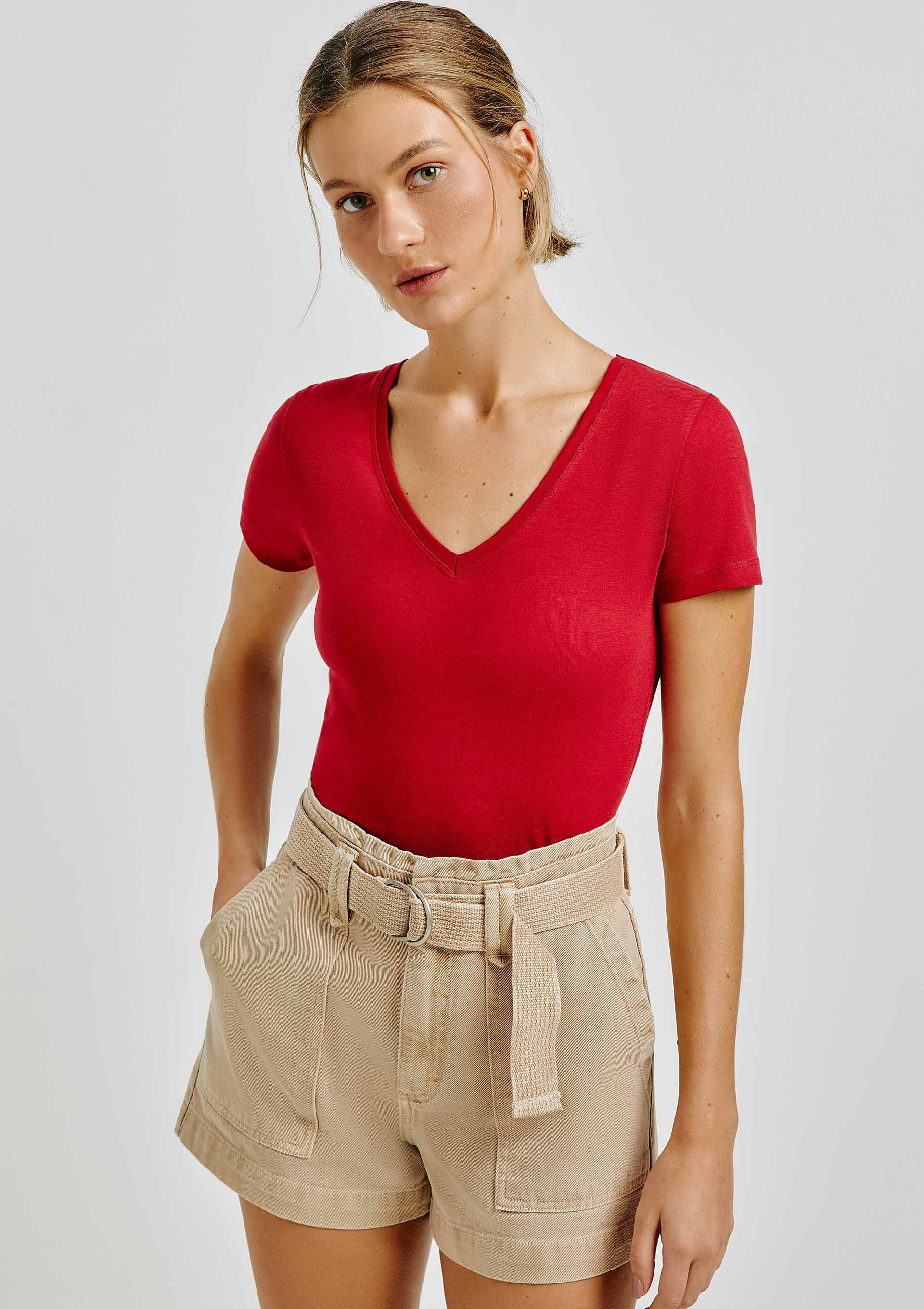 Blusa Básica Feminina Slim Decote V
