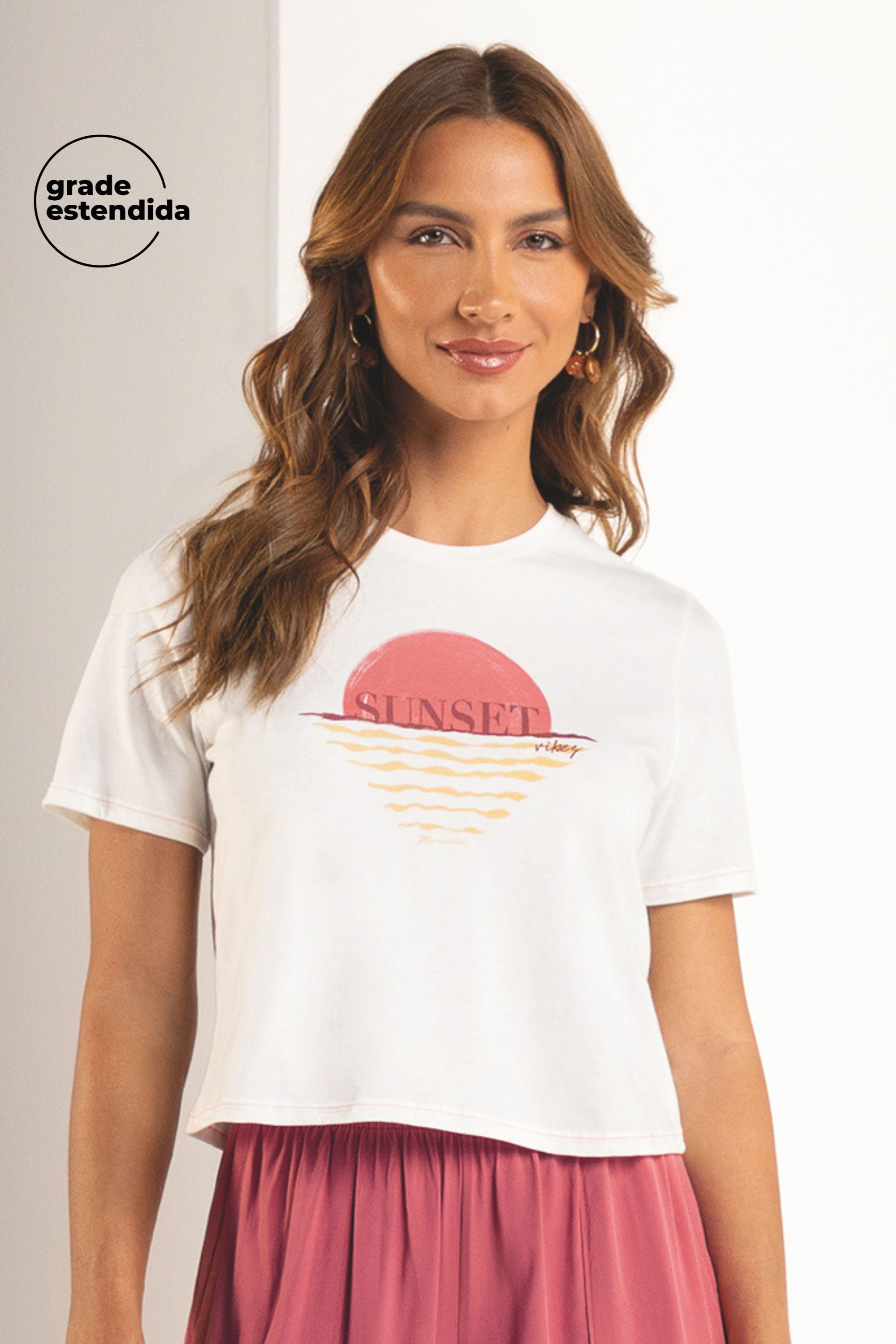 T-Shirt Feminina Fio Contraste Marialícia Bege