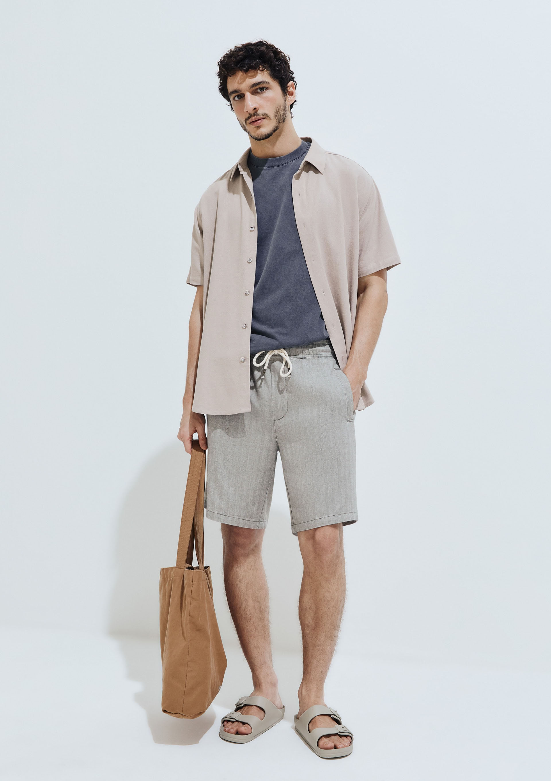 Bermuda Masculina Texturizada Com Linho