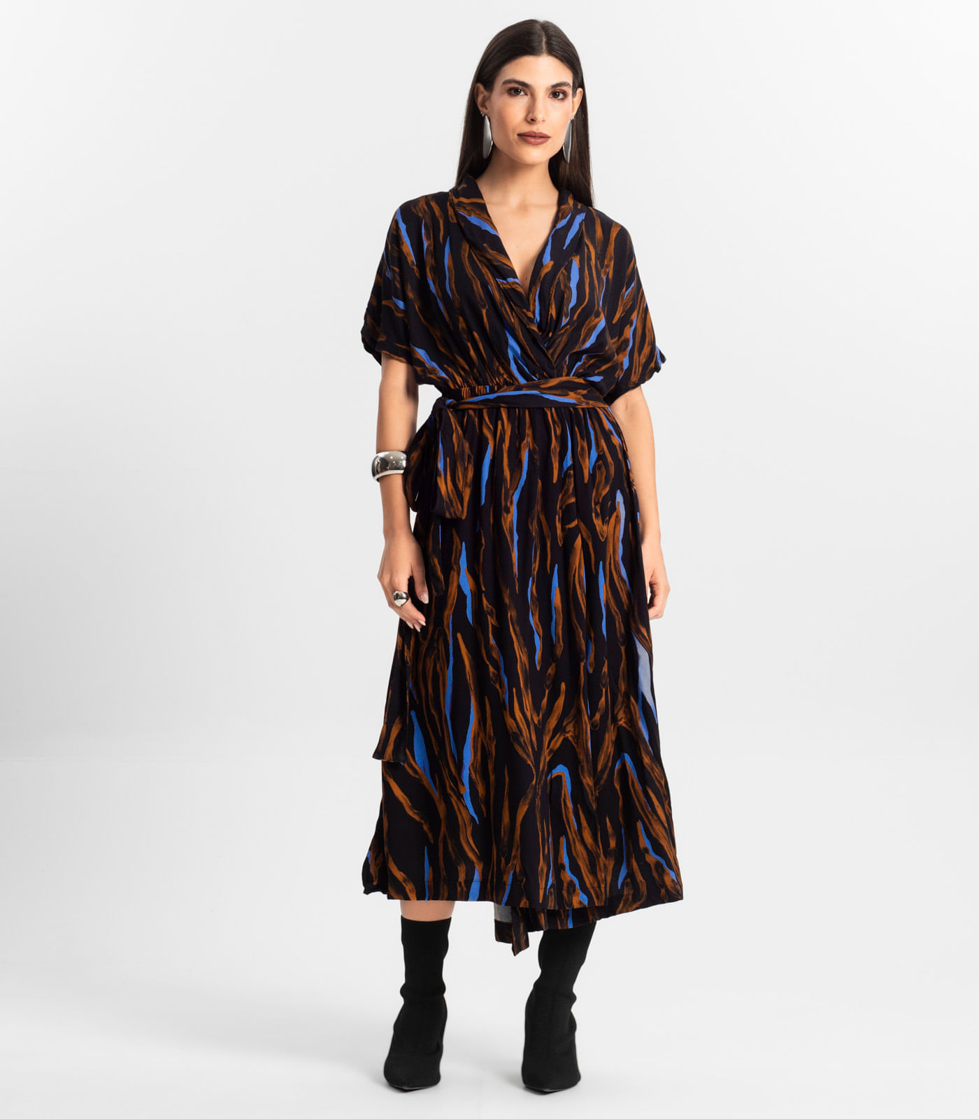 Vestido Feminino Midi de Viscose Endless Preto