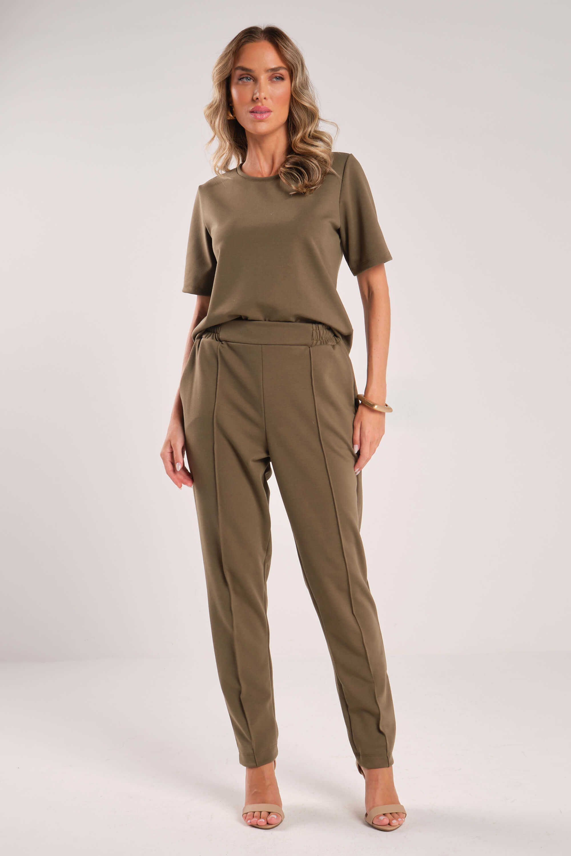 Conjunto Feminino Com Blusa e Calça Marialícia