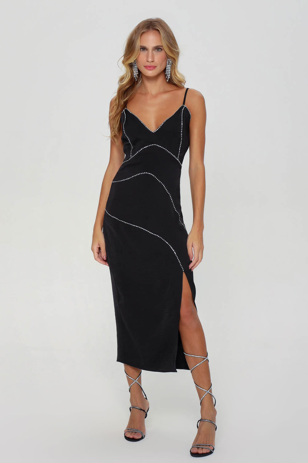 VESTIDO JUSTO BORDADO SINUOSO