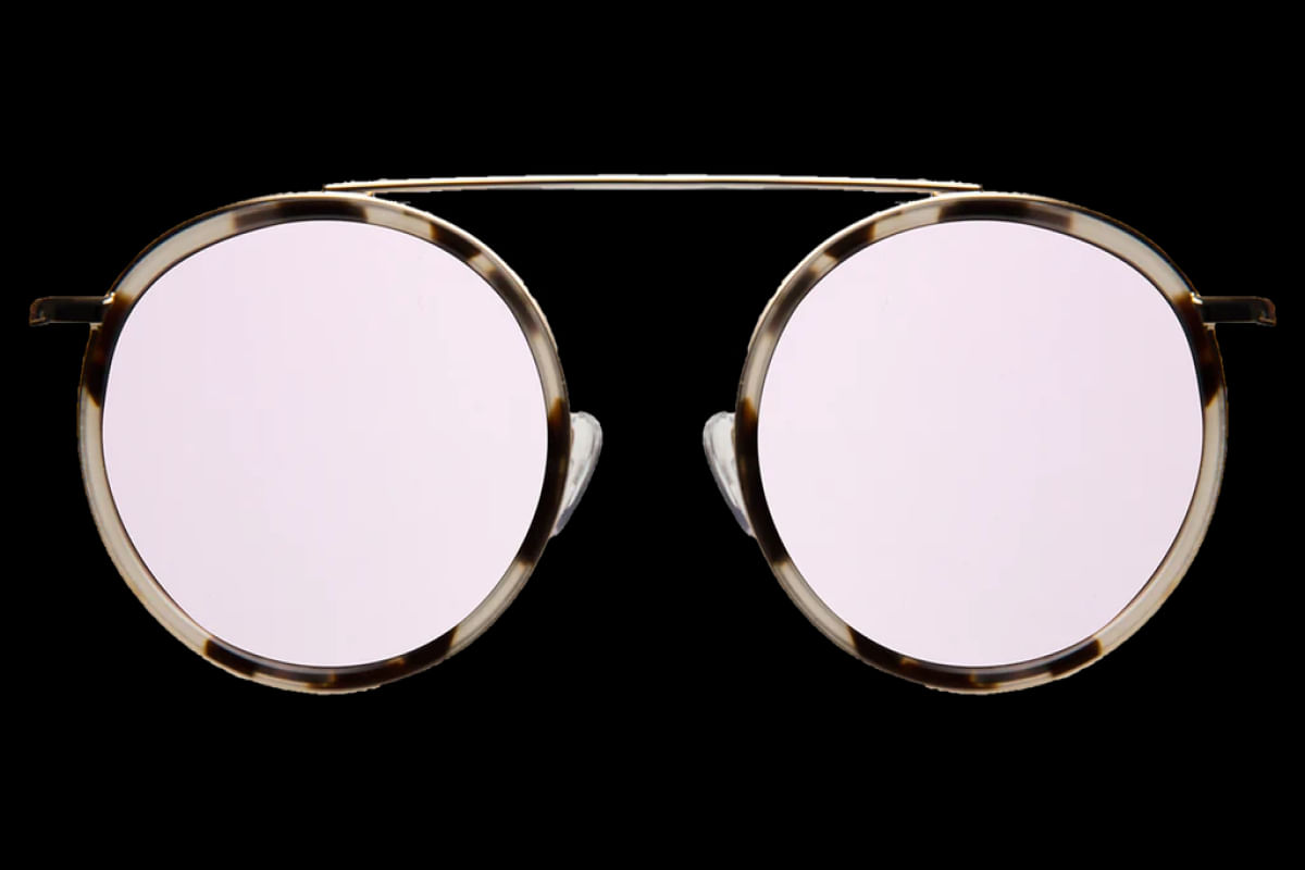 Illesteva Kingston Ace White Tortoise/Gold w/ Rose Flat Mirror
