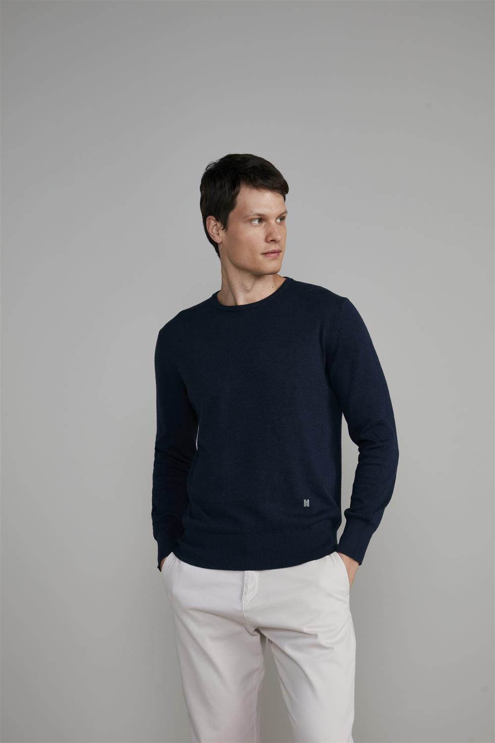 Tricot Gola Careca - Azul Marinho