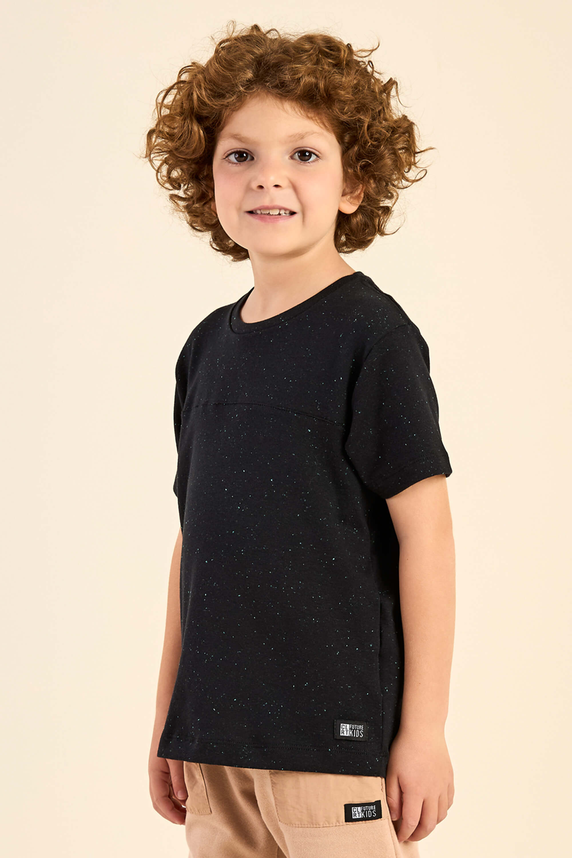 Camiseta Infantil Menino Recortes Colorittá Preto