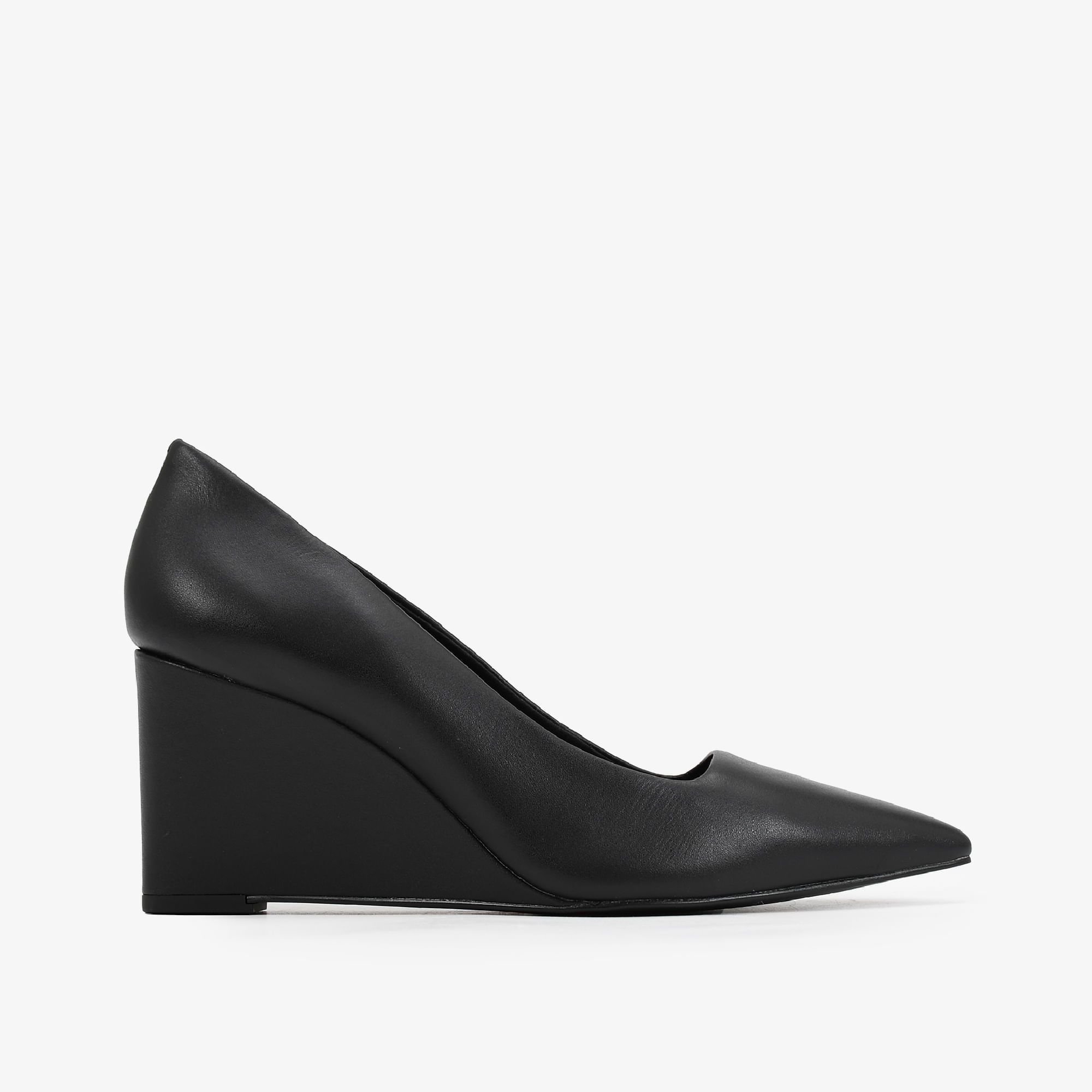 Scarpin Preto Salto Médio Anabela Couro