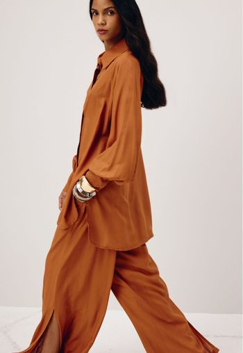 Calça Pantalona com Fenda e Elástico P / BEGE MEDIO