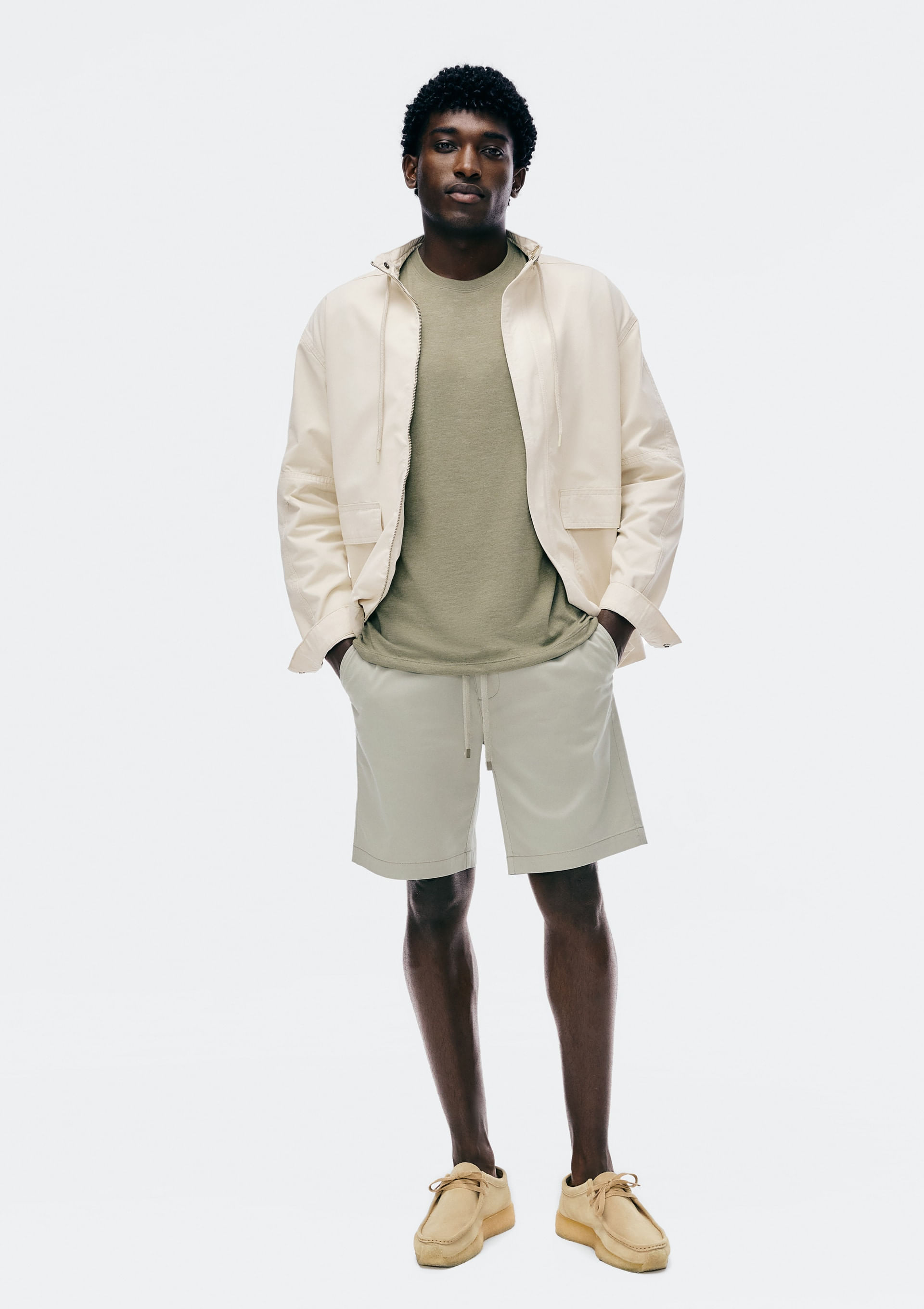 Bermuda Masculina Em Sarja Empapelada