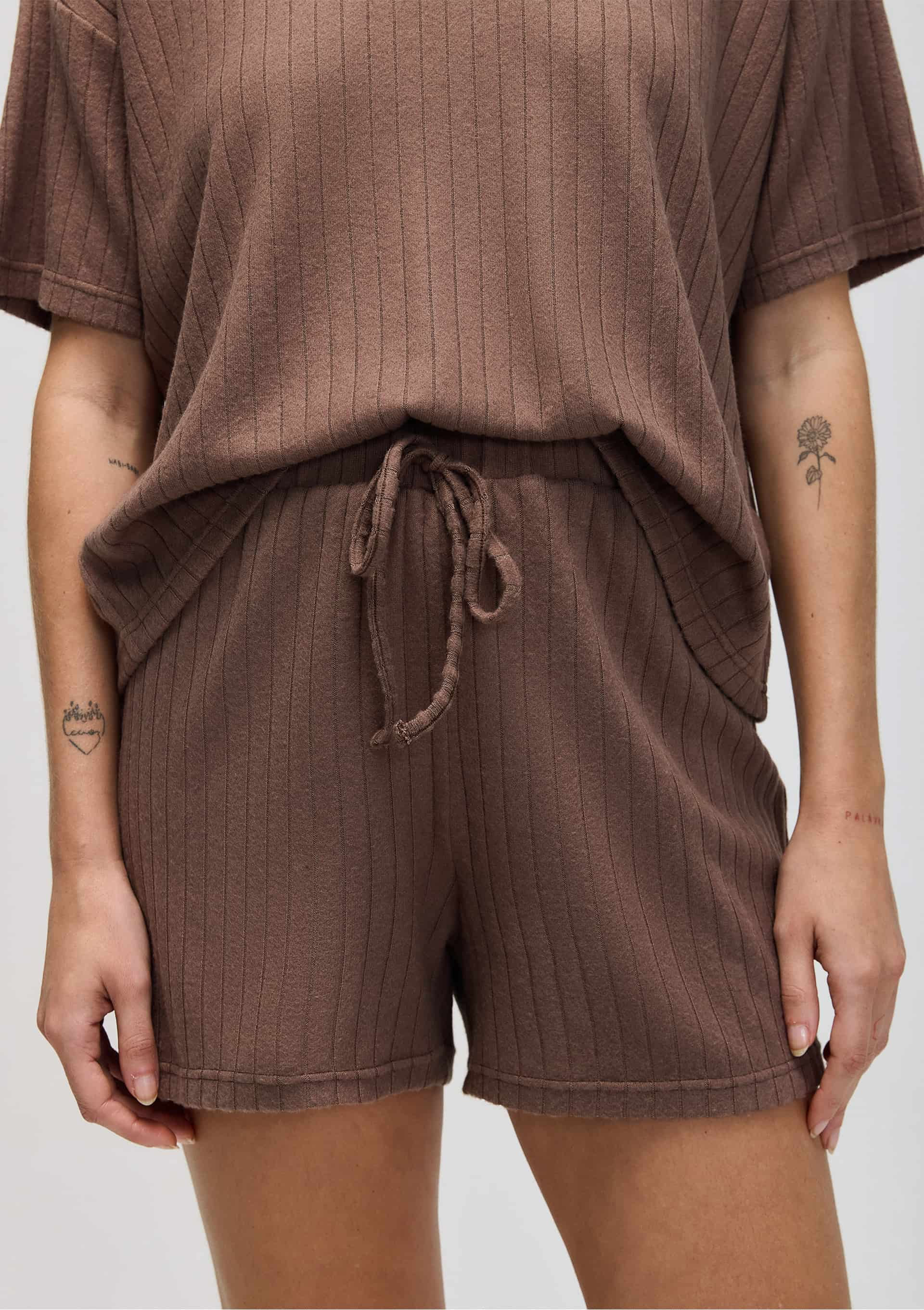 Shorts Feminino Com Cordão