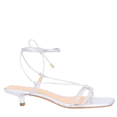 Sandália Metalcolor Luiza Barcelos 13850009 Kitten Heel Bico Quadrado Tiras Ultrafinas Cinza Claro