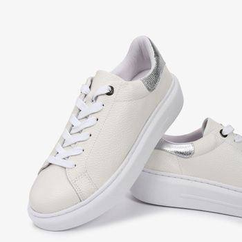 Tênis Branco Couro 34