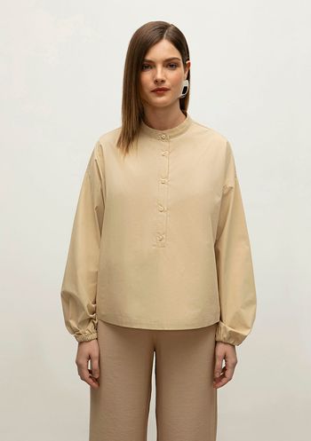Blusa Iódice Decote Redondo Manga Longa Com Botão Bege P / bege