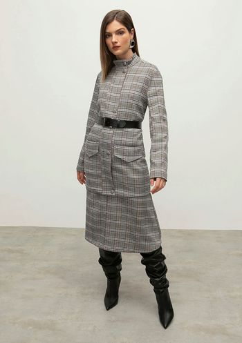 Casaco Iódice Alongado Com Bolso Preto P / preto