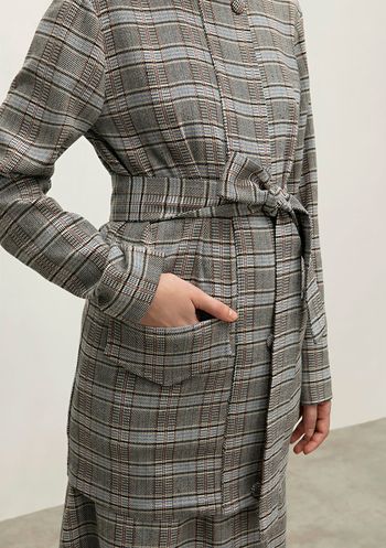 Casaco Iódice Alongado Com Bolso Preto P / preto