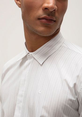 Camisa Manga Longa Com Bordado Branco P / Branco