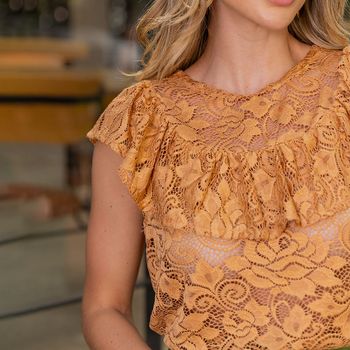 Blusa Renda Babados Caramelo P / Caramelo