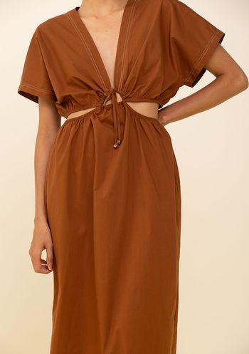 Vestido Zinco Solto Decote Canoa Manga 3 Quartos Midi Marrom P / Marrom