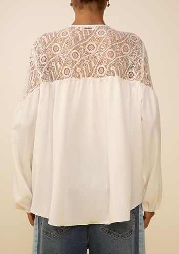 Blusa Zinco Solta Decote Canoa Manga Longa Alongada Off White P / Off White