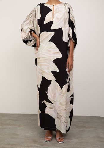 Vestido Iódice Solto Decote Careca Manga 3 Quartos Longo Preto M / preto