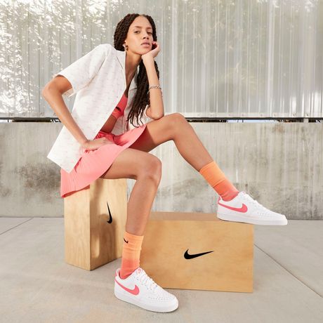Tênis Nike Court Vision Low Feminino