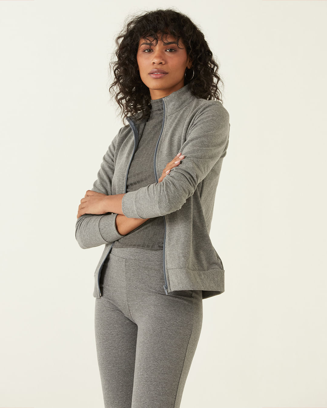 Jaqueta Básica Feminina Gola Alta Moletom Stretch Flanelado