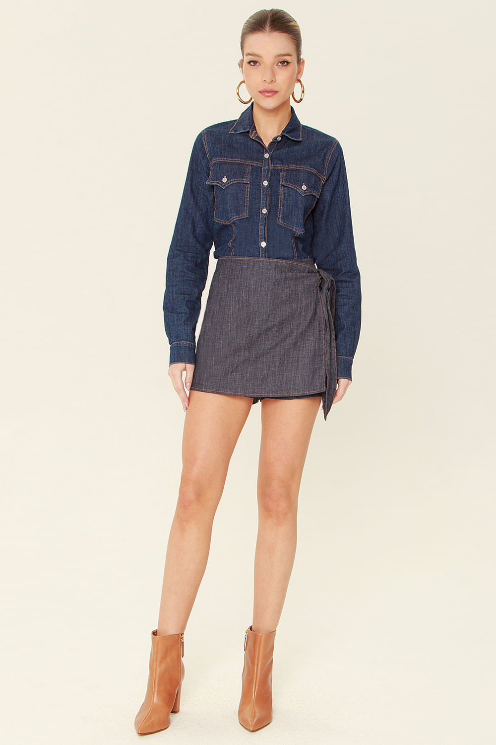 Shorts Saia Chic Azul